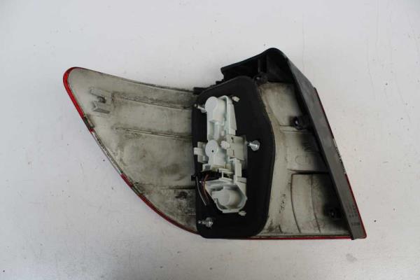 FEU ARRIERE DROIT MERCEDES - Vue 2